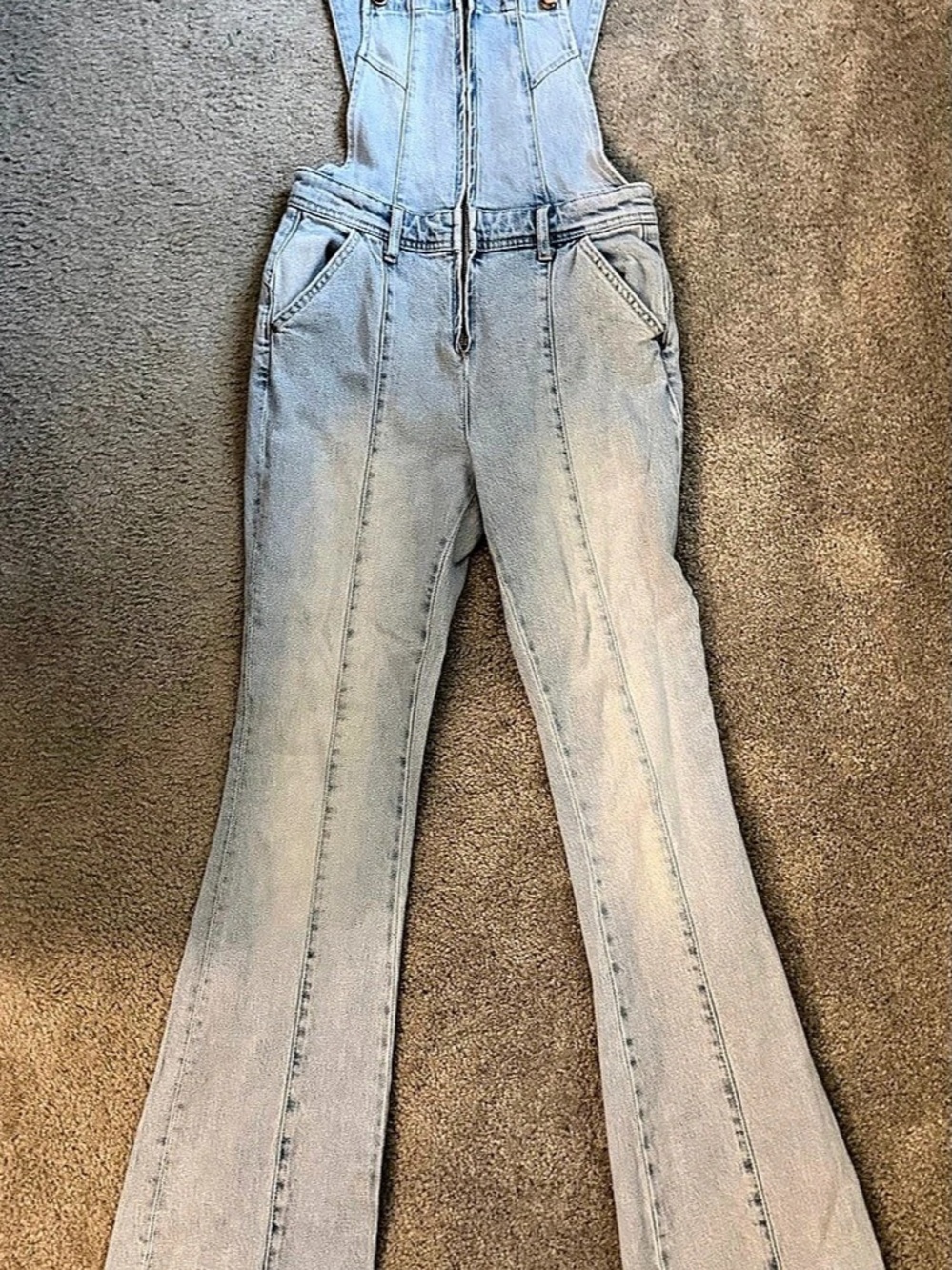 WETHEFREE Wide Leg Denim Overalls in Blue Size Small Like New